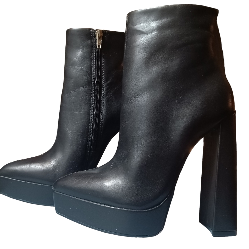 Steve Madden boots